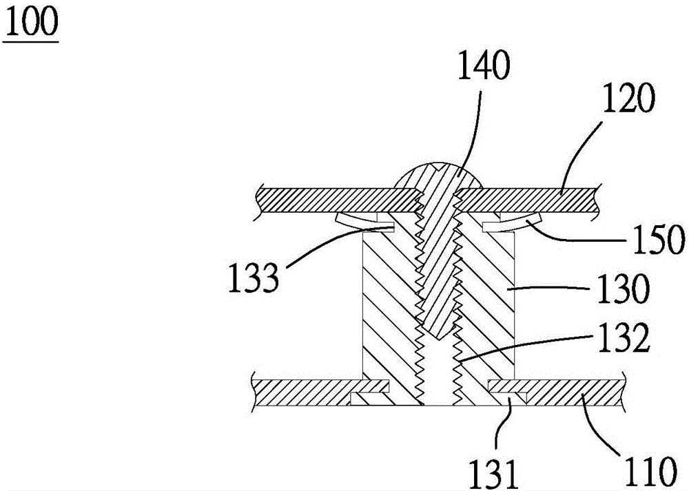 Elastic buckling device and packaging carrier thereof