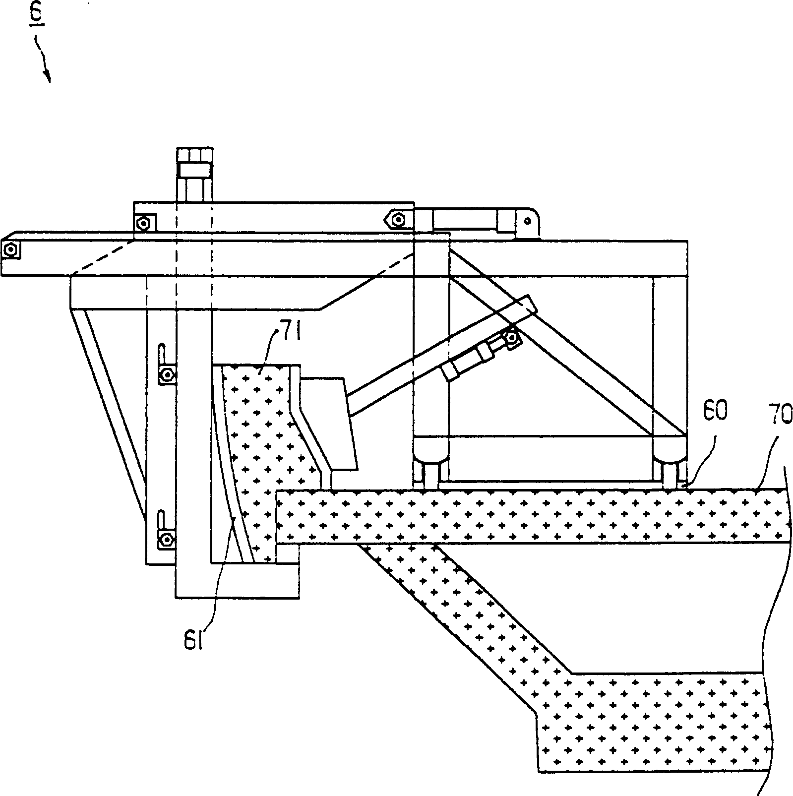 Semiautomatic propelling construction mechanism for bridge parapet