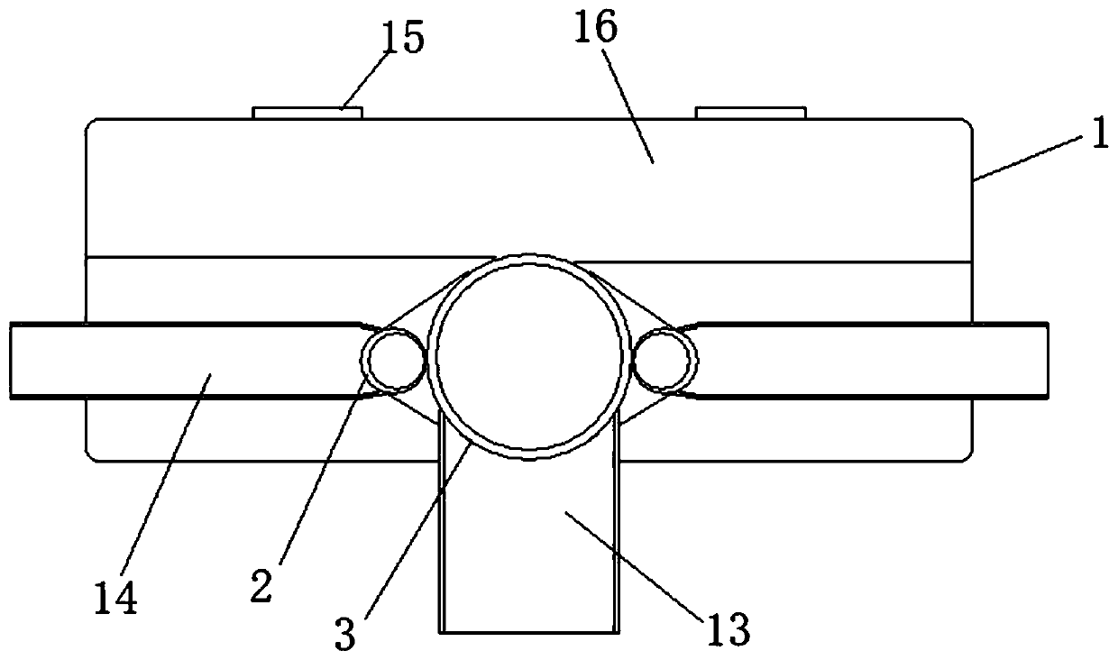 Small and medium-sized riverway upstream water-soil separation device