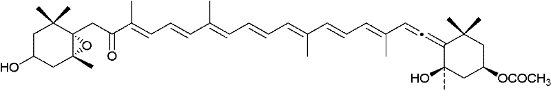 Method for extracting fucoxanthine-containing concentrate, product obtained through method, and application of product