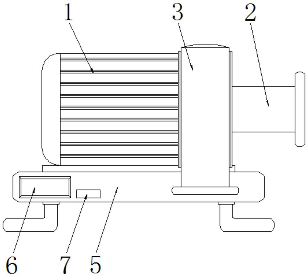 Variable-pressure water pump with stable output