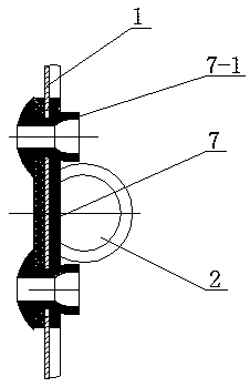 Broadband flexible radome for microwave antenna