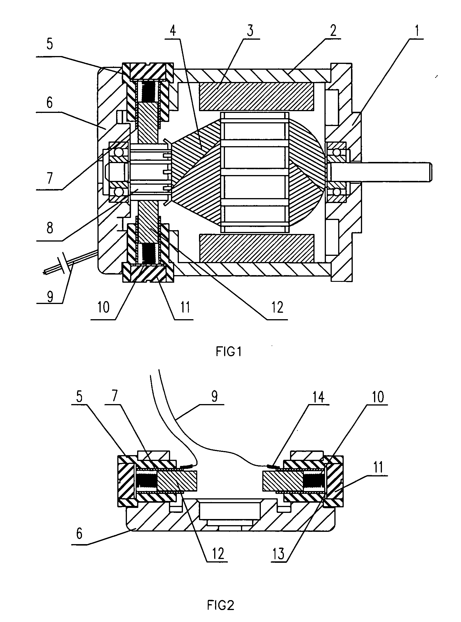 DC motor with externally mounted carbon brush