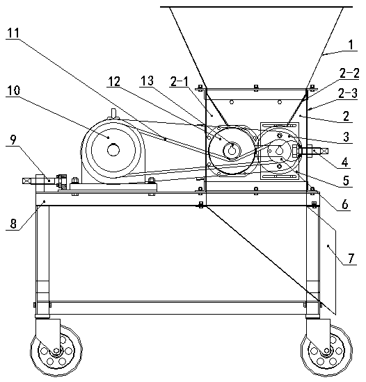 Poppy fruit hull breaking machine