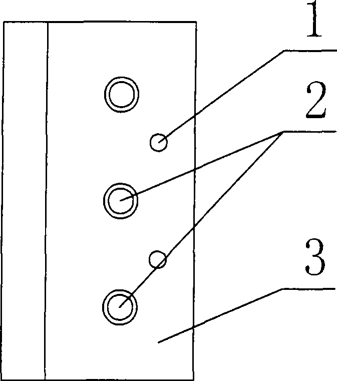 Device for connecting door and body of semiconductor refrigerator furniture and assembling method thereof