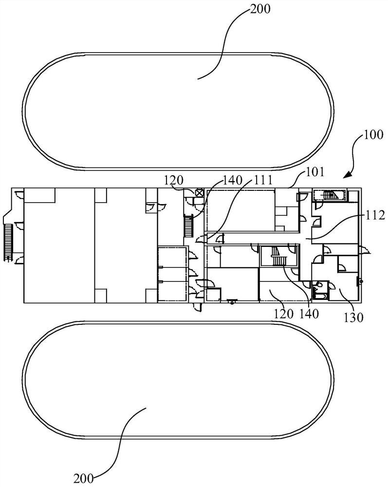 Ship superstructure and LNG dual-fuel bulk cargo ship comprising same