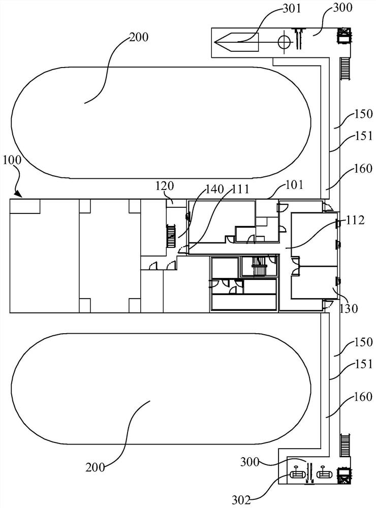 Ship superstructure and LNG dual-fuel bulk cargo ship comprising same