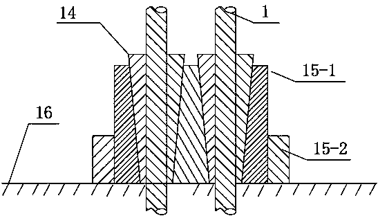 Clip type pre-stress anchor cable active clip feeding and tension locking device and use method