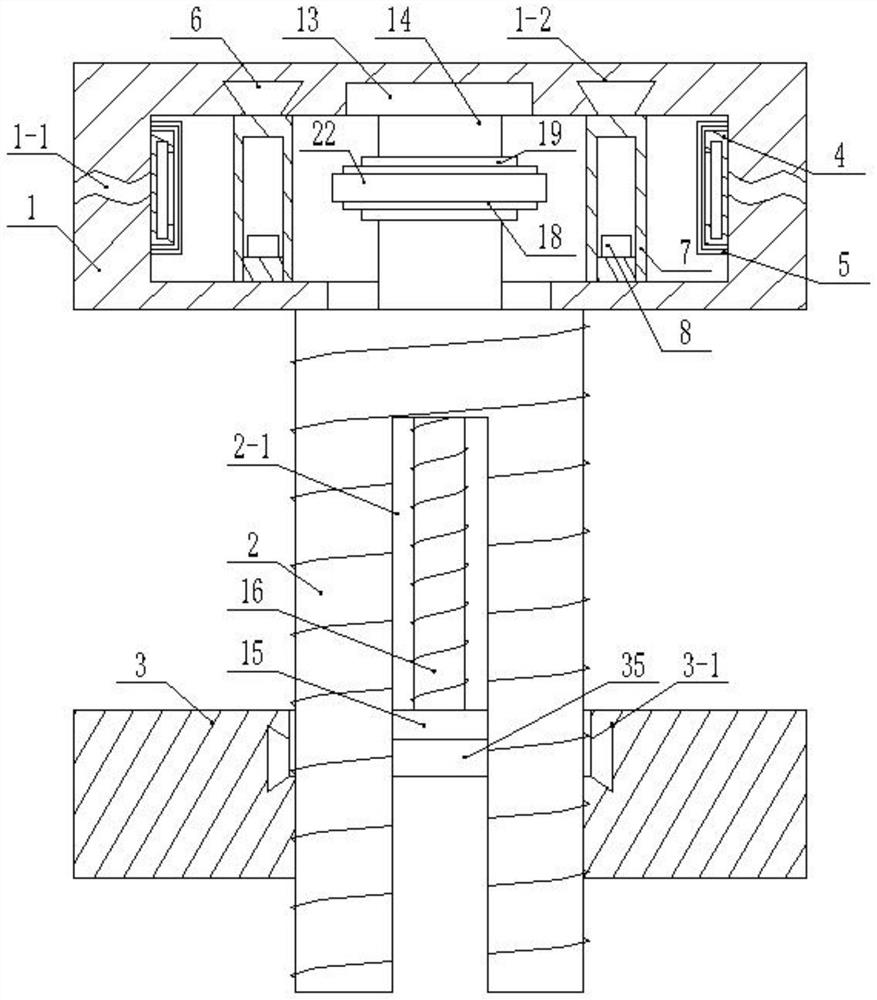 Fastening bolt and nut assembly beneficial to theft prevention