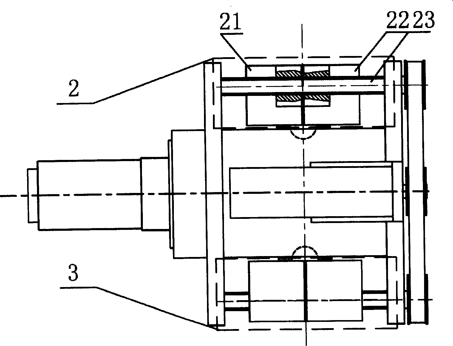 Active obstacle travelling robot walking clipping mechanism