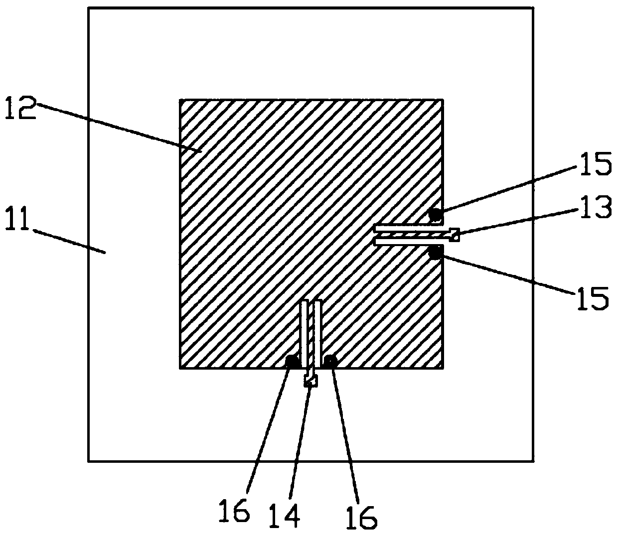 Dual-panel dual-polarized antenna