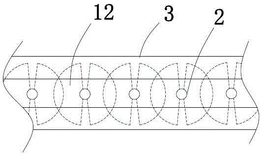 Rubber extruding and spraying device