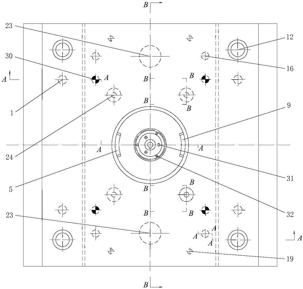 De-molding and resetting device for injection molding of herringbone gear