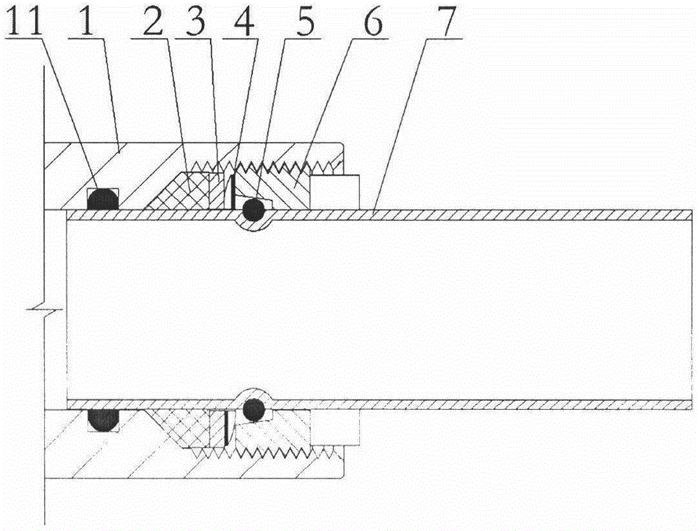 Double-clamping spin-pressing metal pipe fitting