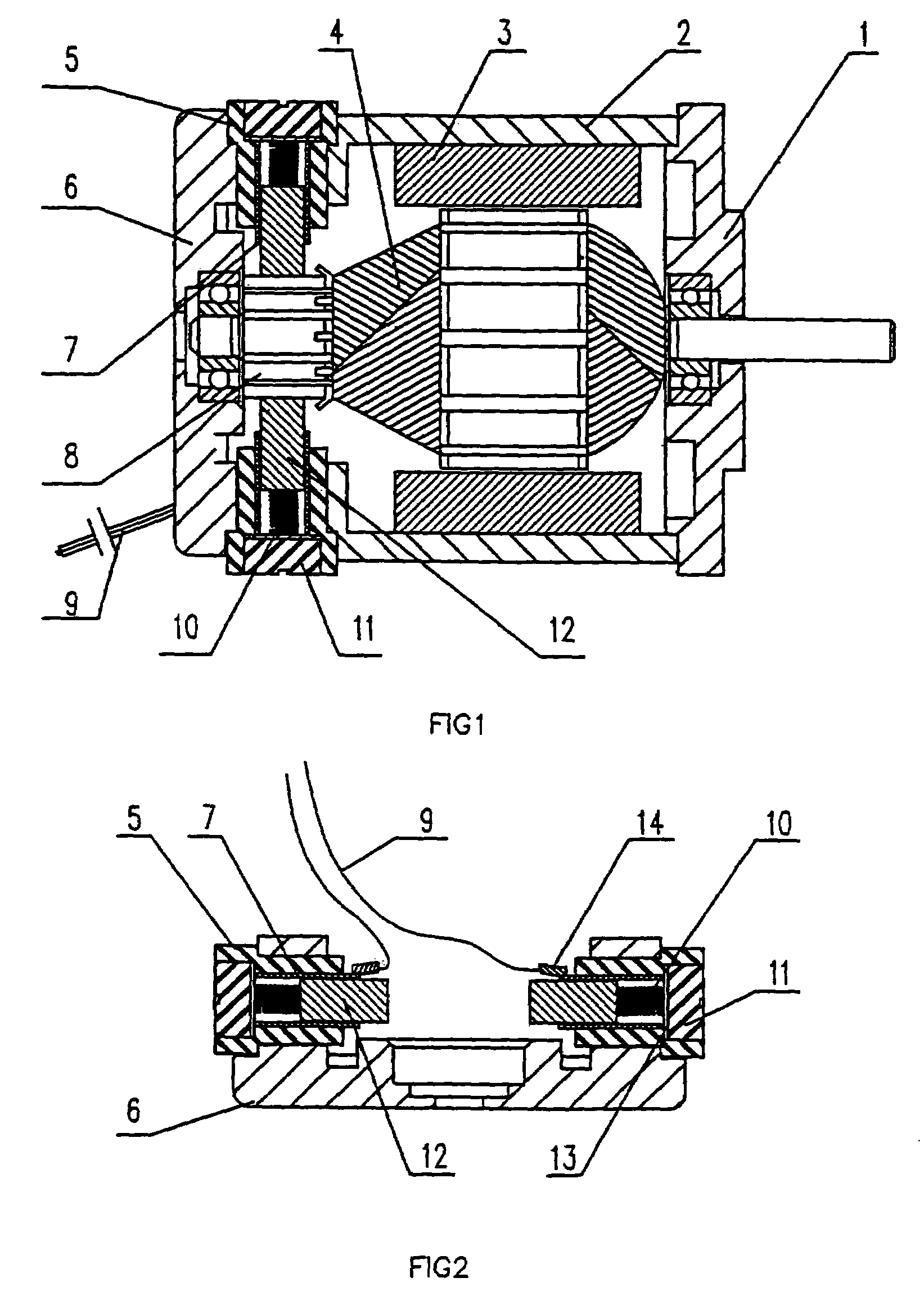 DC motor with externally mounted carbon brush