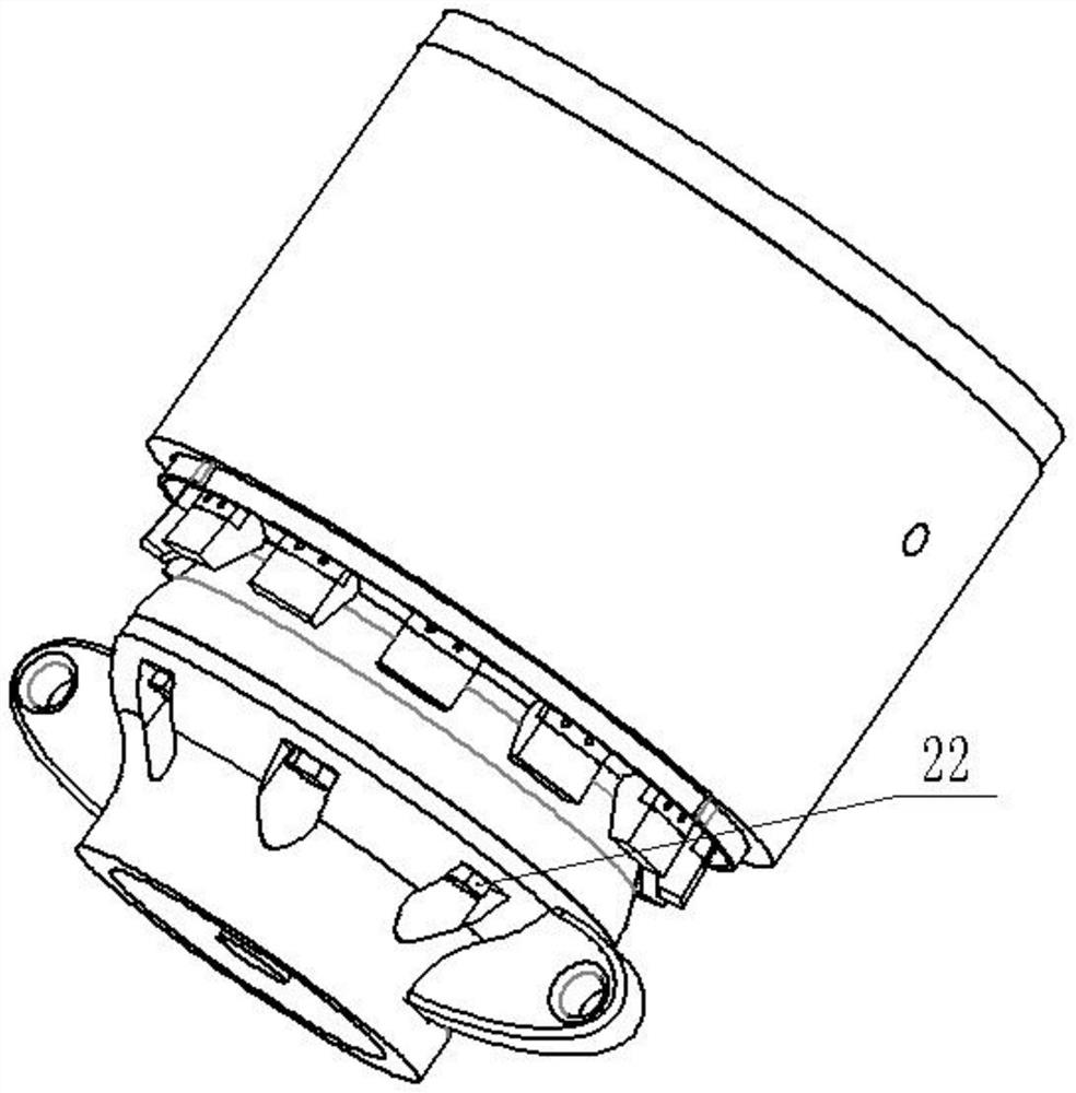 Novel emergency release device for stern oil receiving port of shuttle tanker