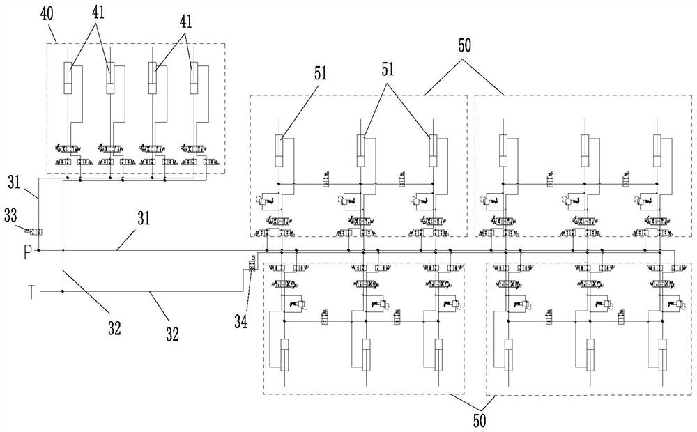 Rocket supporting platform and rocket pose adjusting method