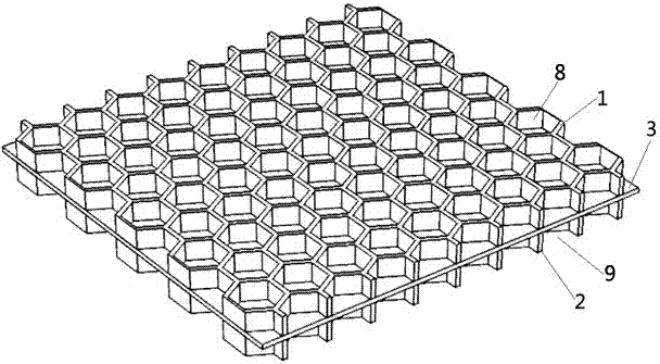 A broadband soundproof honeycomb panel