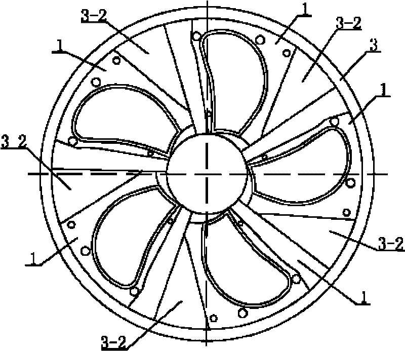 Integrally forming mould of composite propeller and manufacture method thereof