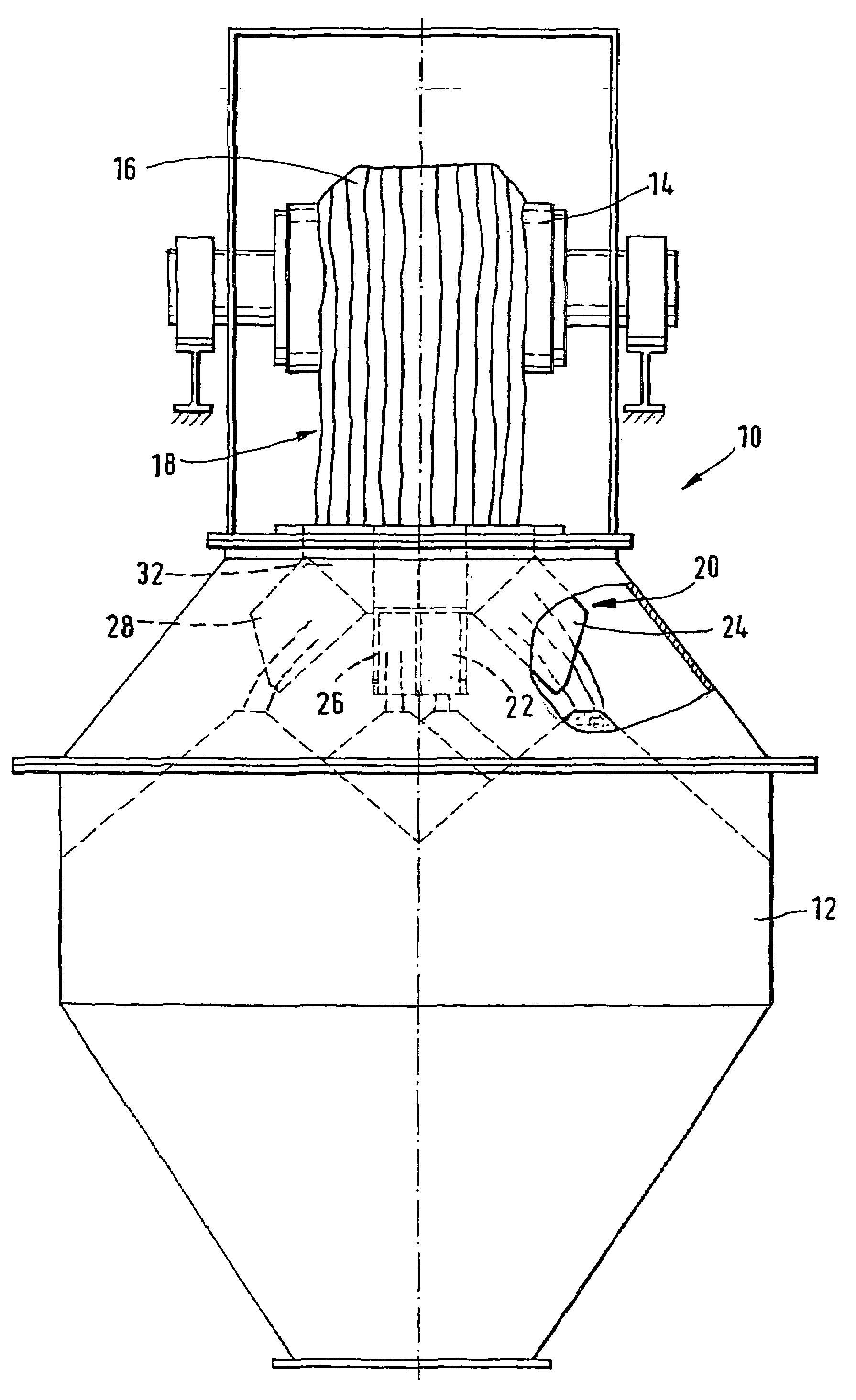 Hopper-loading method and installation