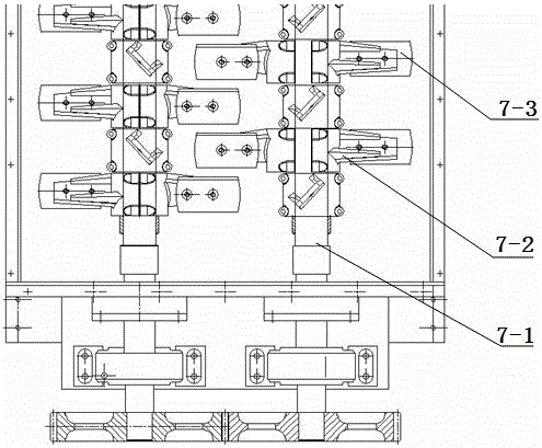 Continuous asphalt plant-mixing thermal regeneration mixture pre-mixing machine