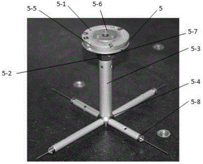 Combined positioning device and positioning method