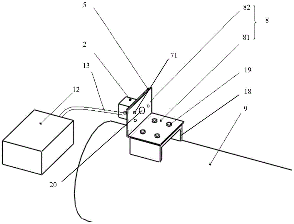 Structure and method for installing perpendicularity sensor on ultralong tubular pillar