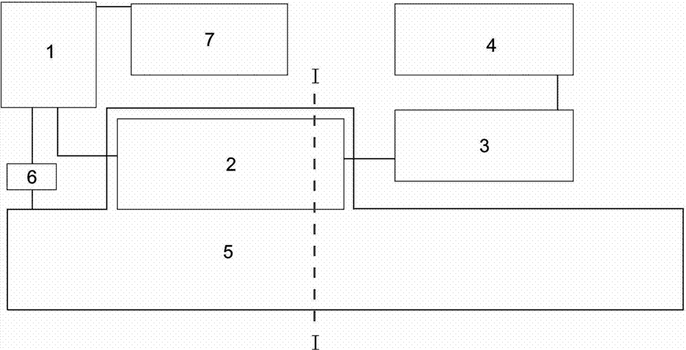 Pyrolyzing and melting kiln and method for preparing ceramics and fuel oil by pyrolyzing garbage