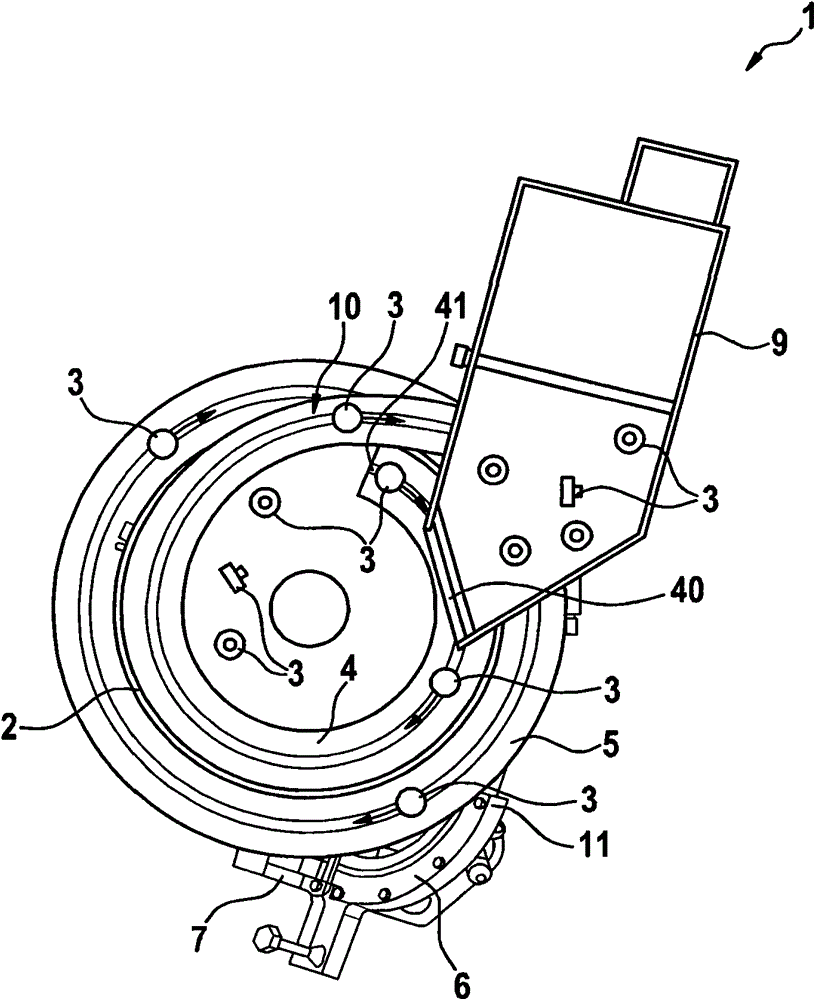 Sorting and conveying unit with improved outlet