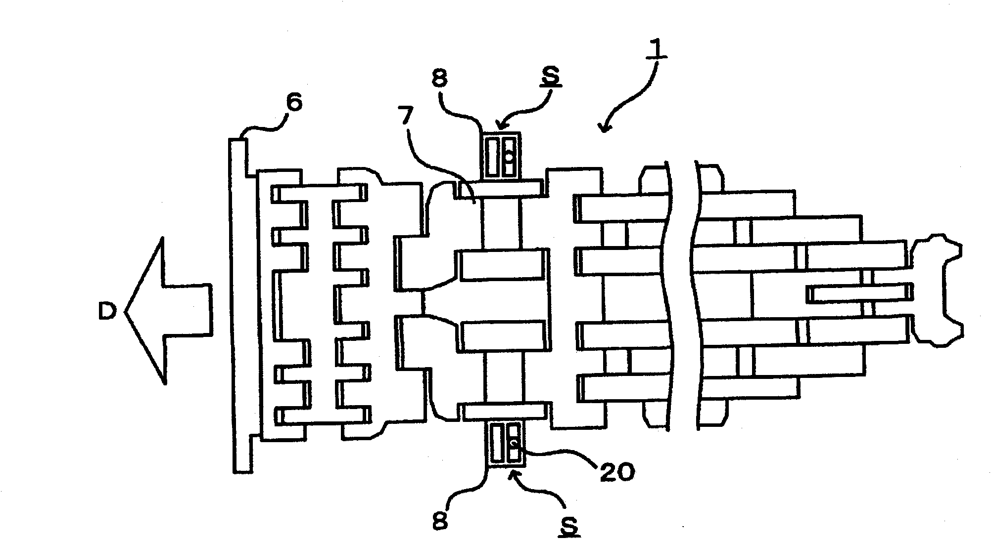 Roll-to-roll distance measuring device