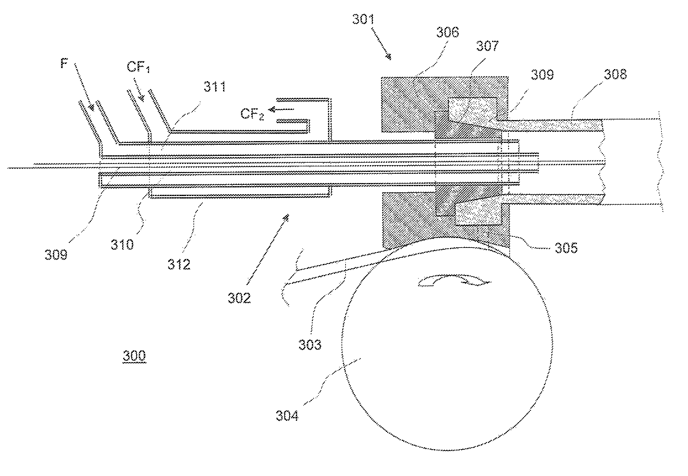 Apparatus for manufacturing an optical cable and cable so manufactured