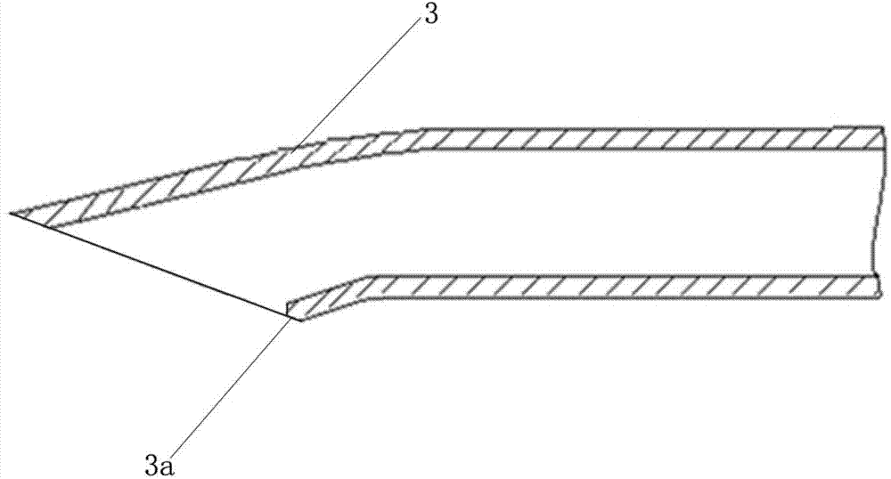 Epidural puncture needle preventing epidural catheter from being cut off