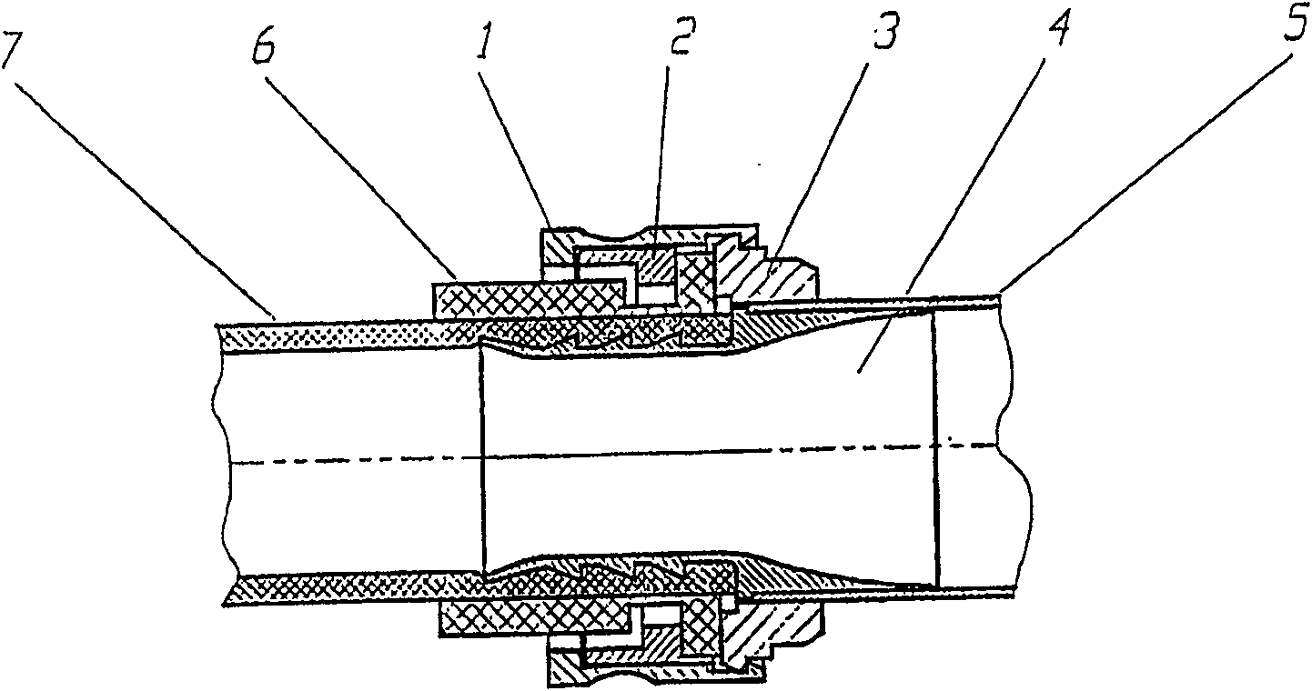 Device for connecting a cannula made from a flexible material with a tube