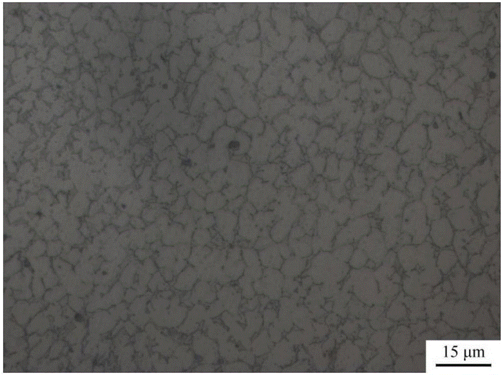 Method for controlling grain equi-axiation to improve plasticity of Ti20Zr6.5Al4V alloy