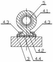 Horizontal rotating mechanism suitable for net hanging rod different-position movable hinged support