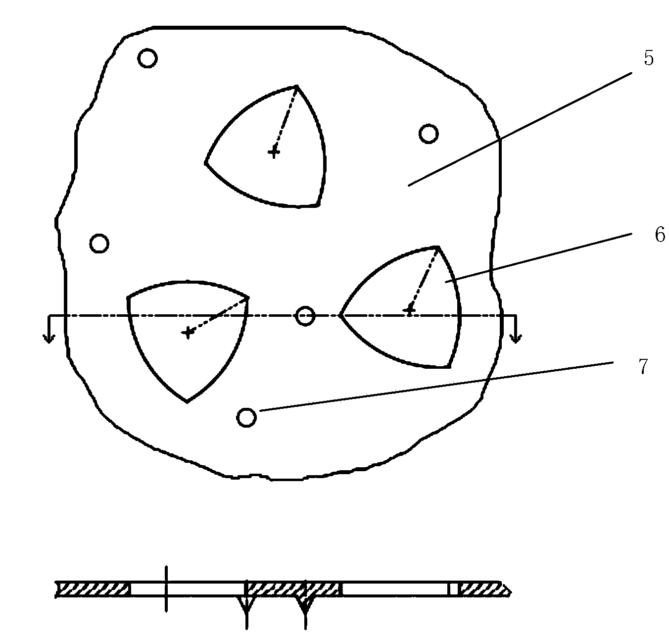 Novel ingot casting crucible and manufacturing method thereof