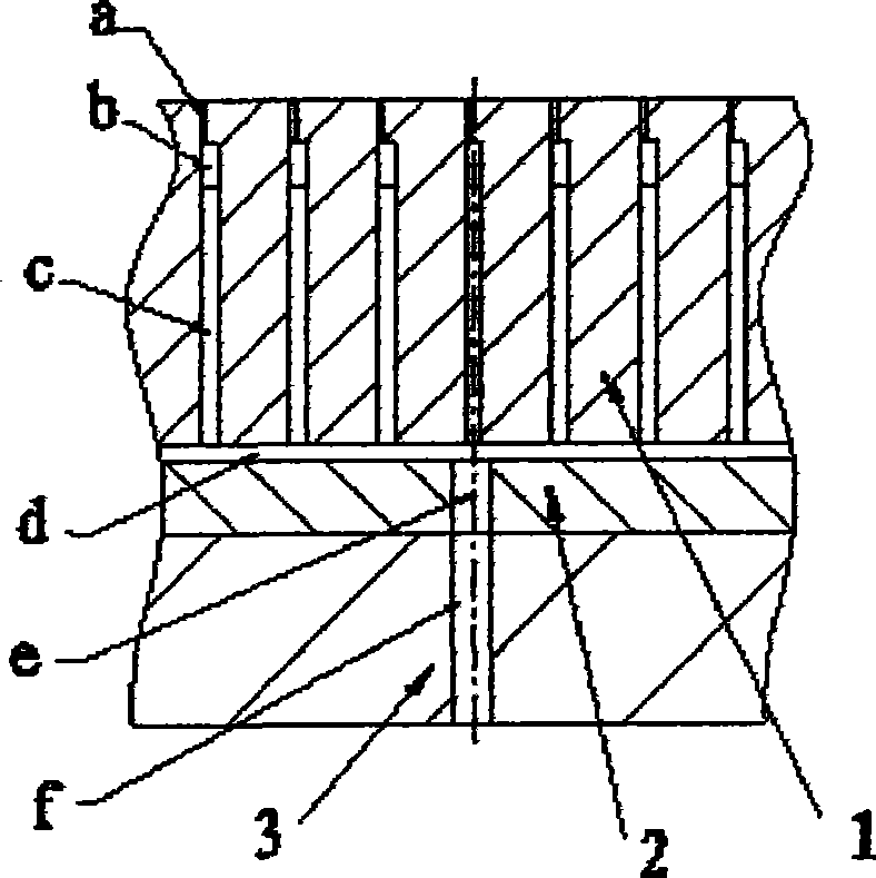 Exhausting structure of thin-wall injection molding die