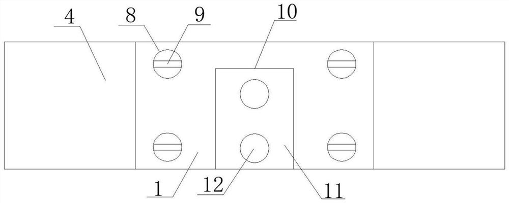 A terminal block capable of pluggable three-way connection