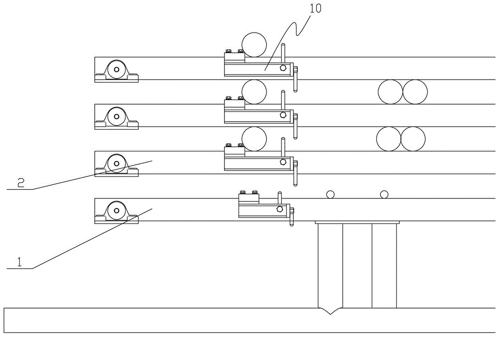 Automatic conveying device for oil pipe rod applied to workover treatment and conveying method of automatic conveying device