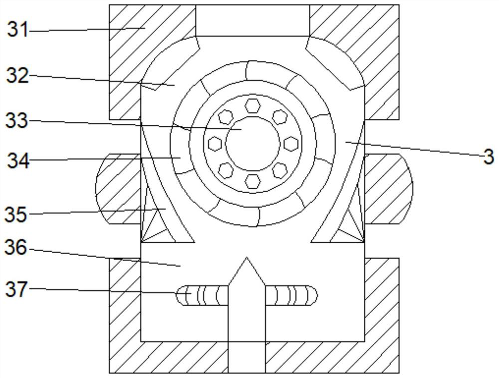 Environment-friendly crushing device