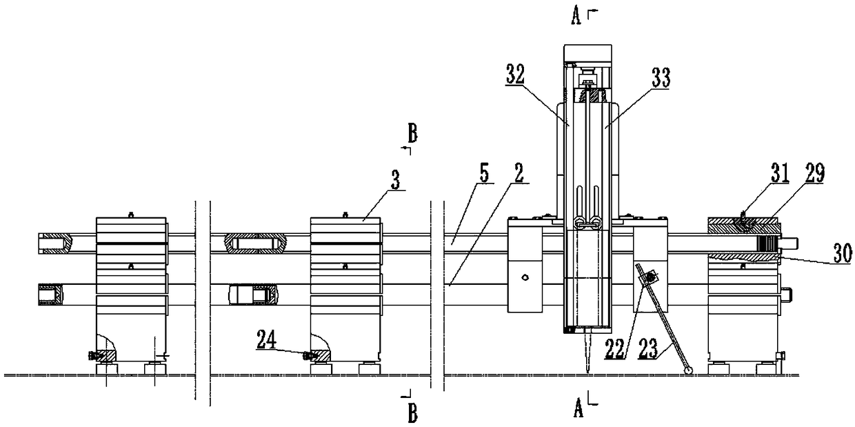 Spliced-type automatic travelling seam beautifying equipment