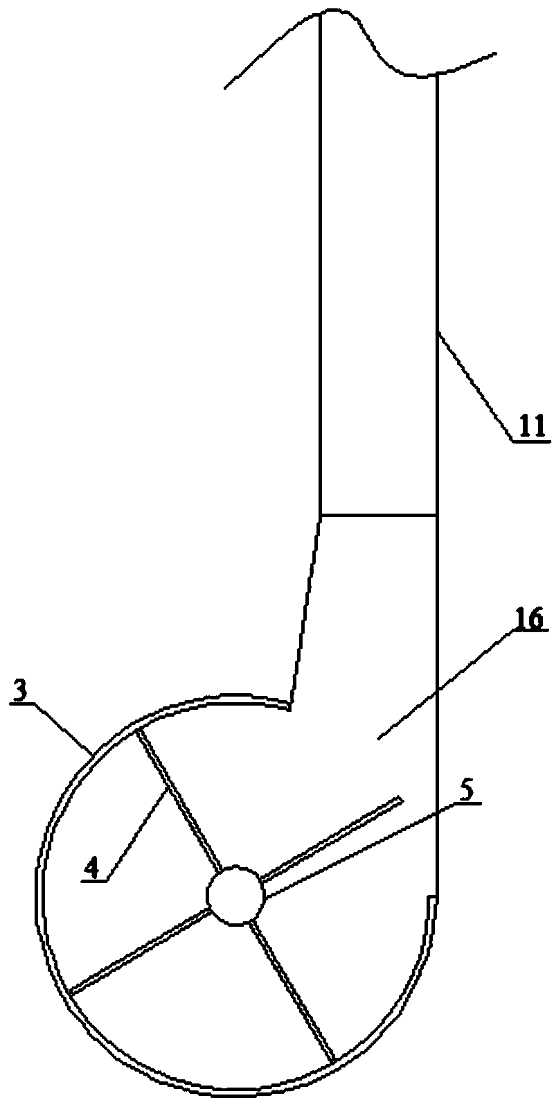 Grain crushing device of ensiling machine and ensiling machine