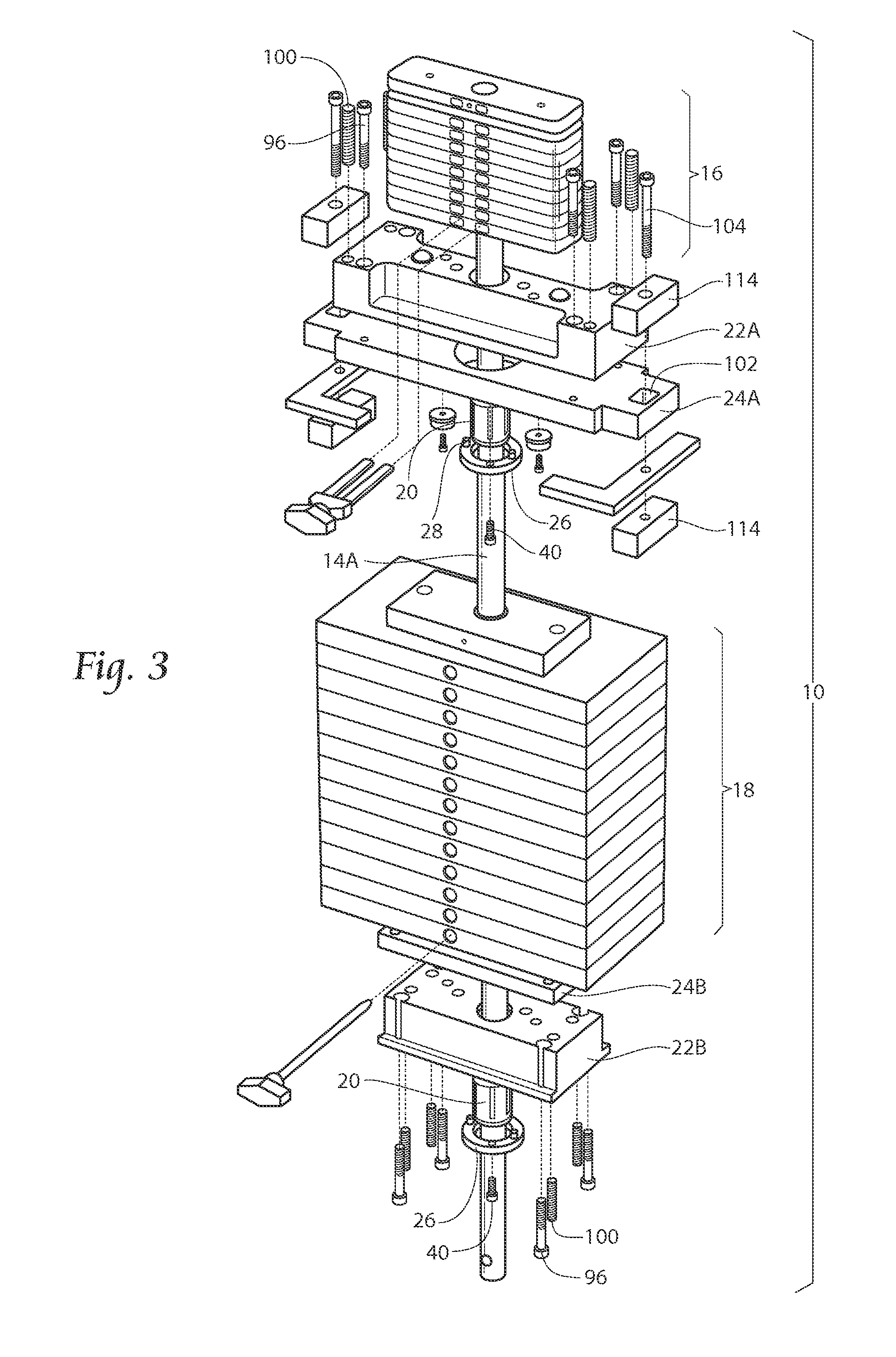 Linear bearings and alignment method for weight lifting apparatus