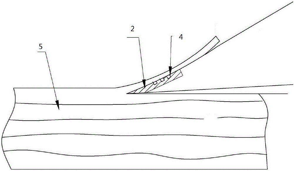 Woodworking tool for reducing friction coefficient during cutting of woodworking tool and manufacturing method of woodworking tool