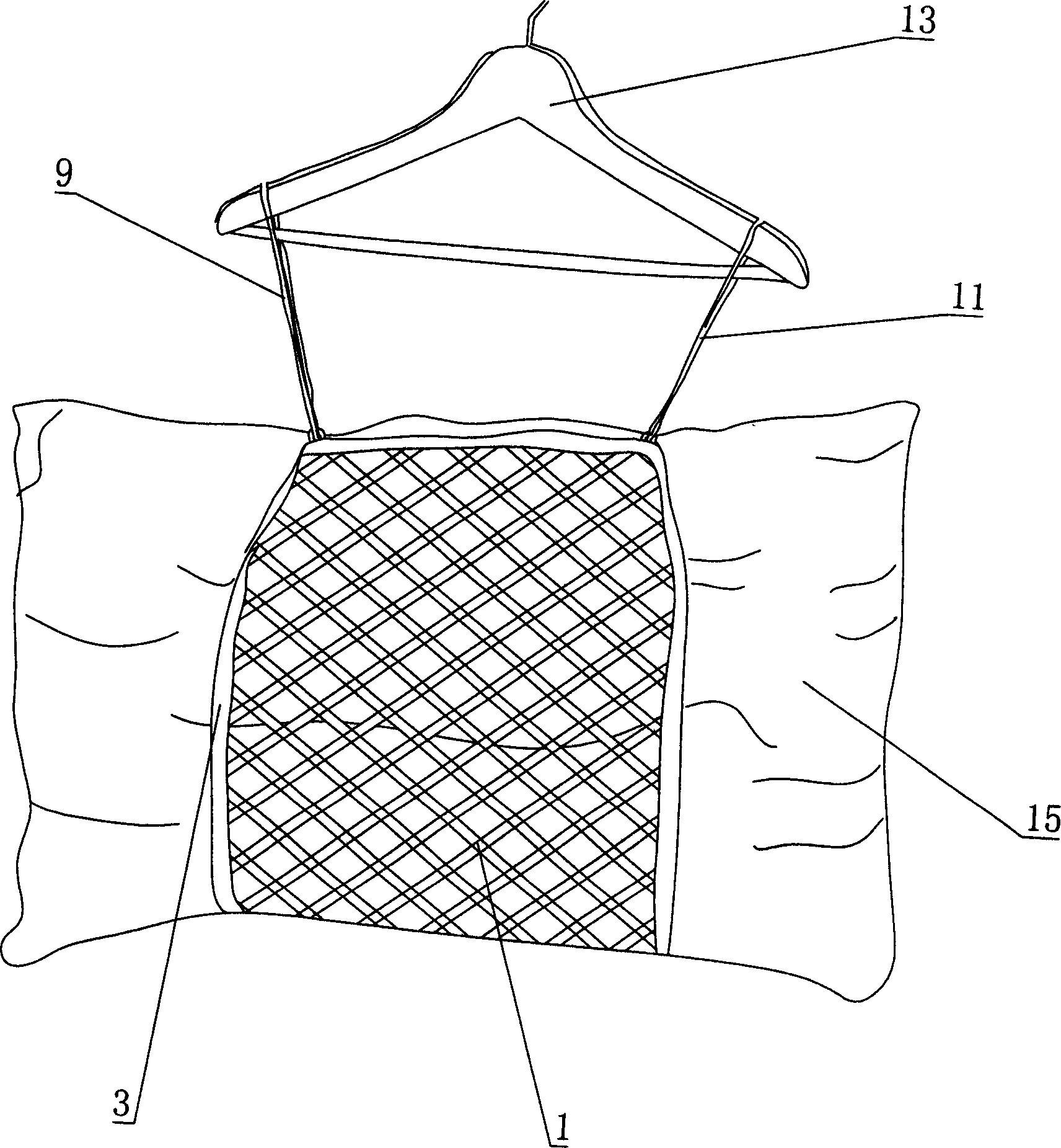 Binding-hanging net for suspensing domestic articles