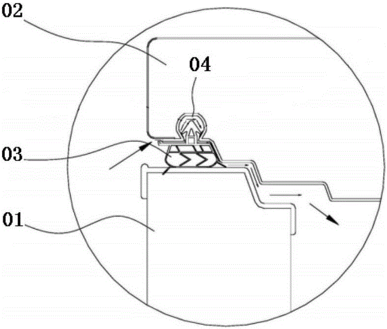 Air pressure balancing device and refrigeration device