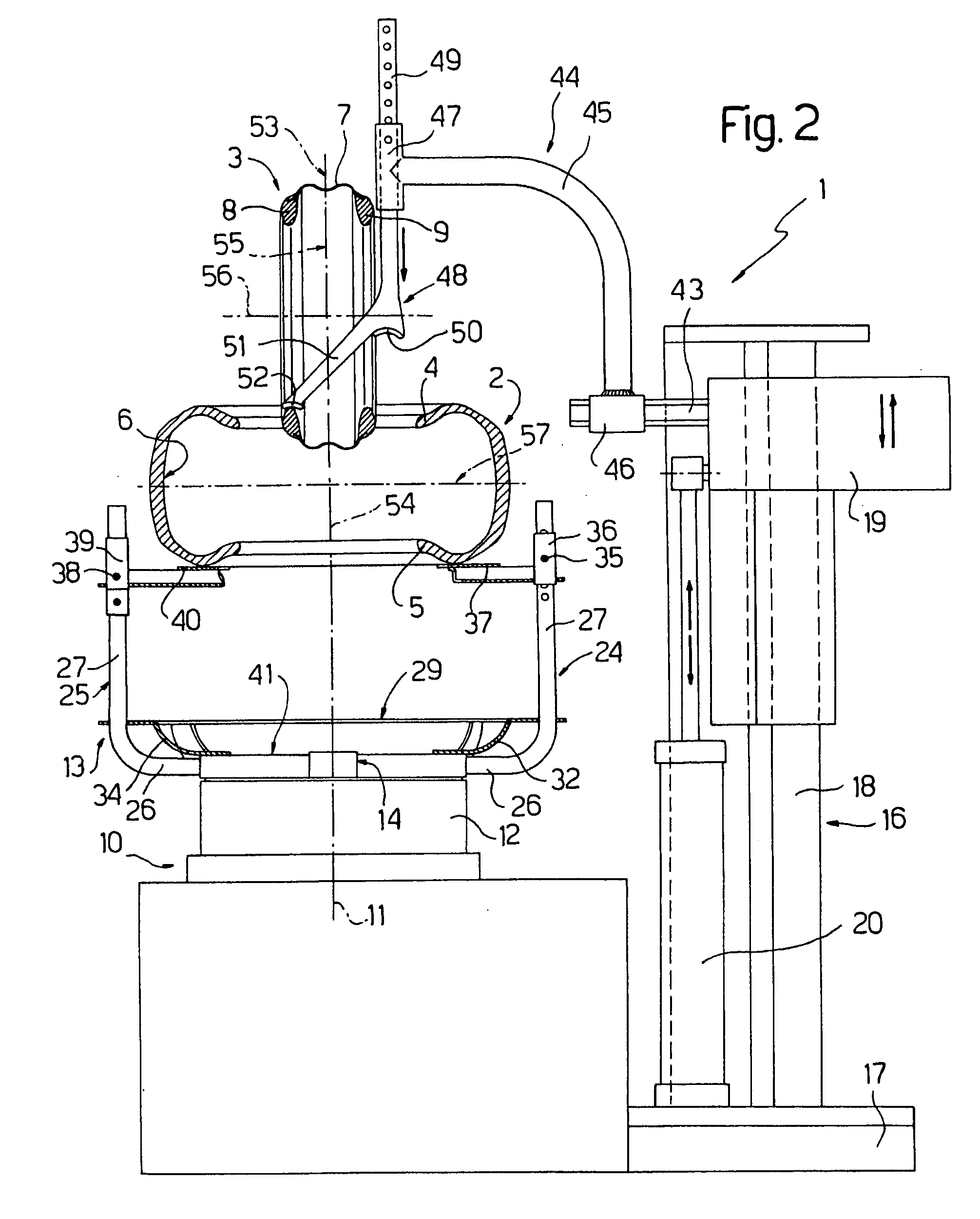 Machine for assembling and disassembling a tyre fitted with a rigid inner run-flat ring