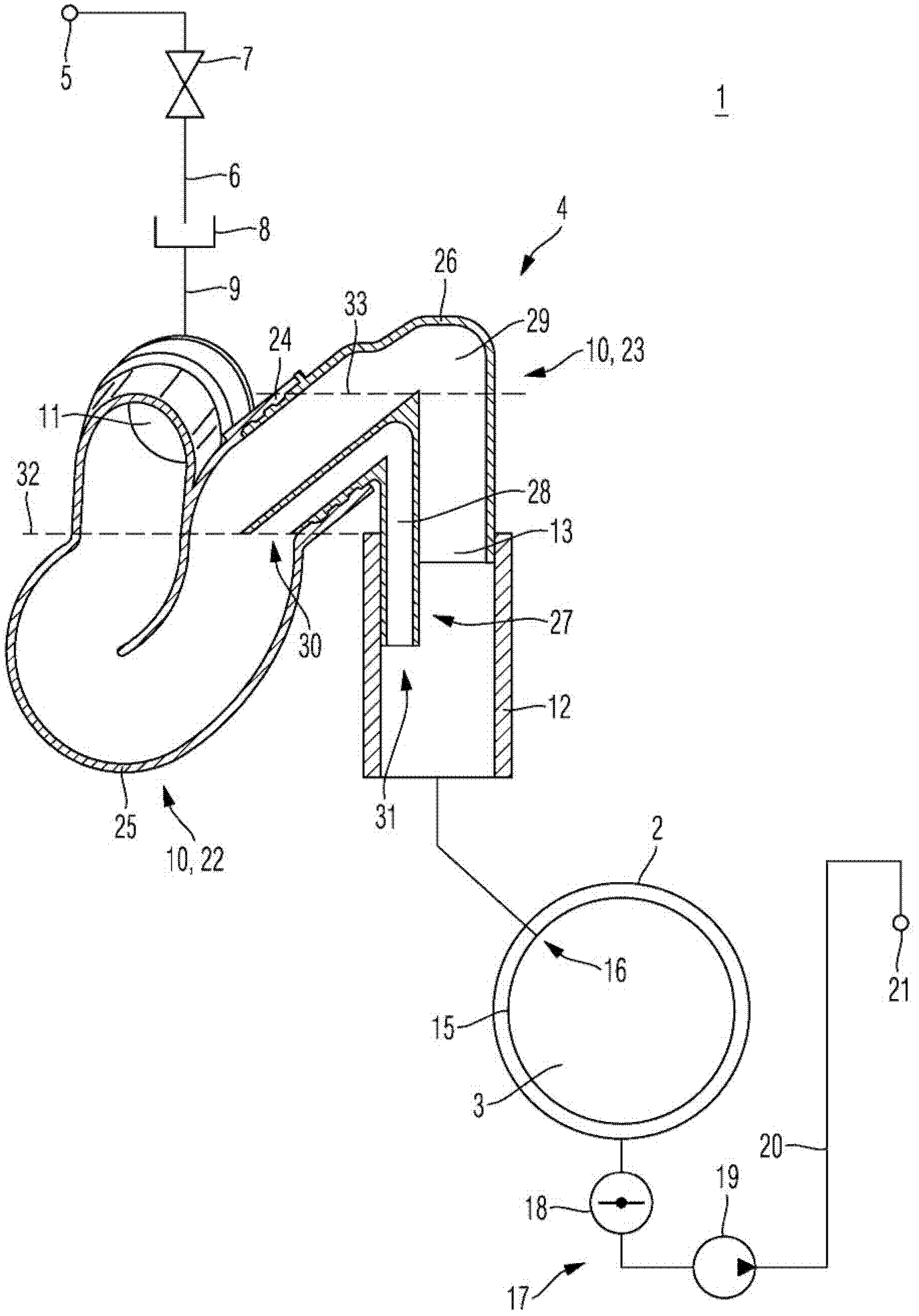 Water-bearing household appliance having a water reservoir device