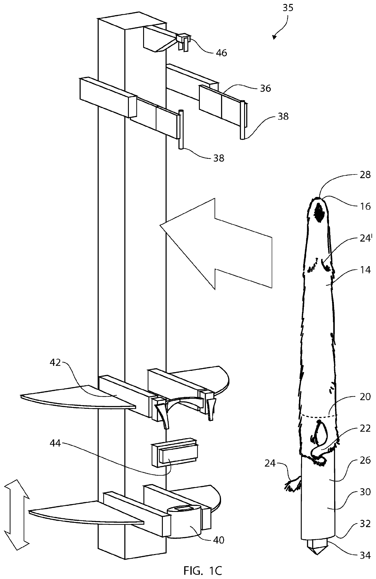 Apparatuses and methods for stretching a pelt on a pelt board