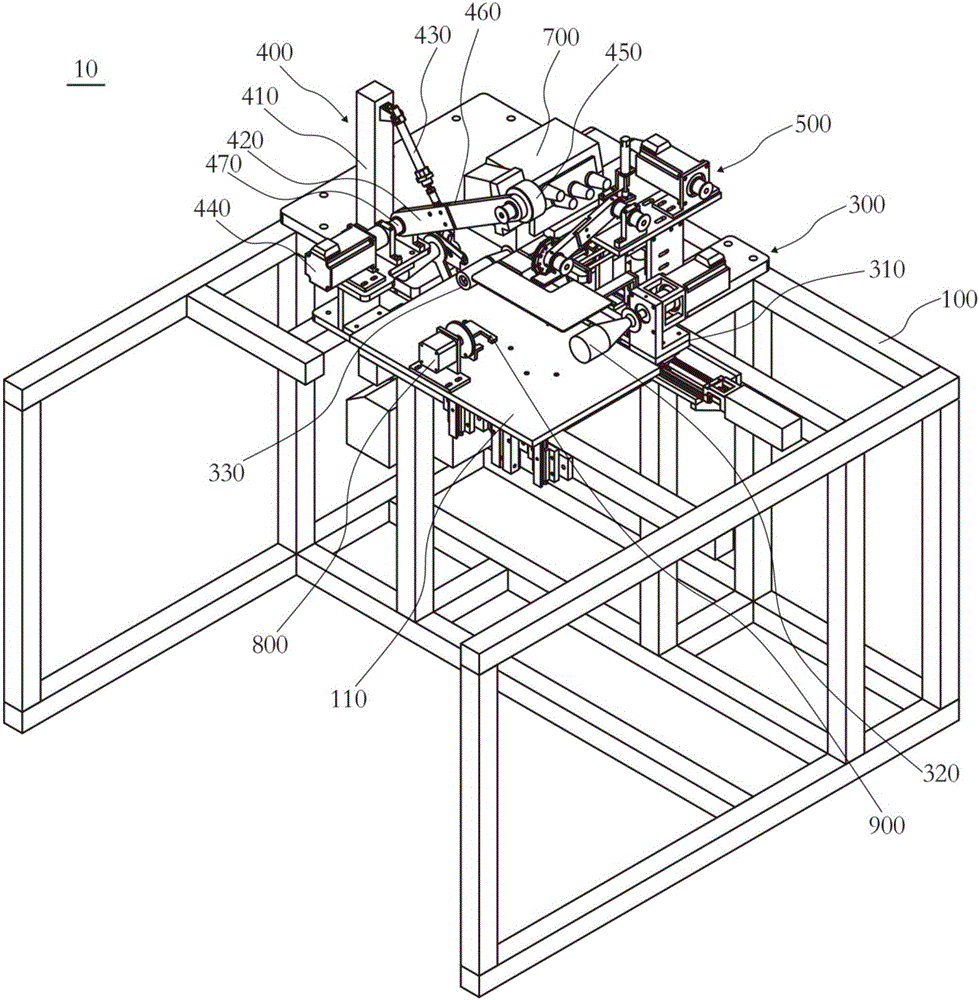 Automatic multilayer cut piece edge aligning mechanism